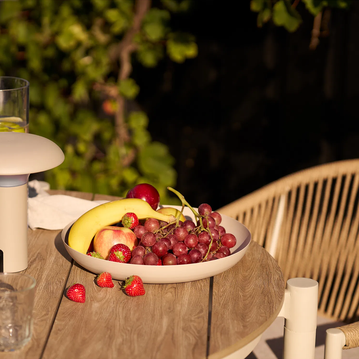 heerlijke aluminium eettafel Aliana, voor binnen en buiten gebruik