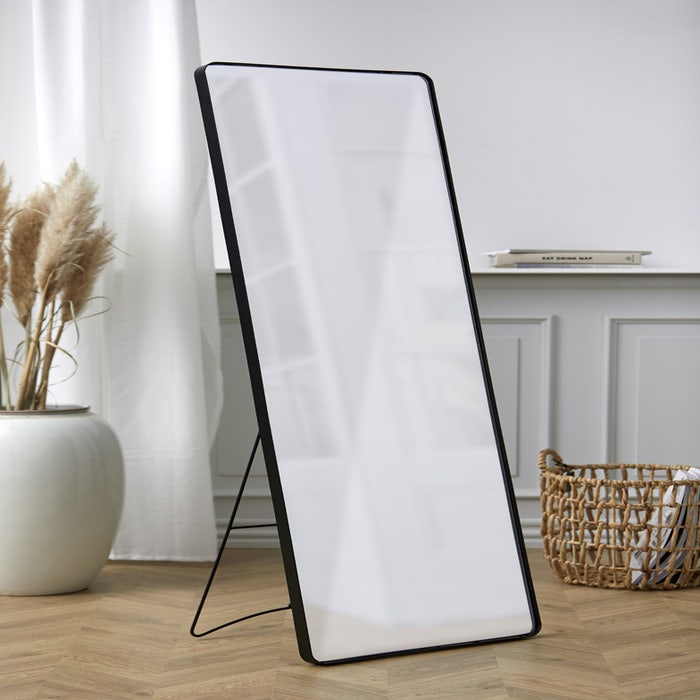 Verdal staande spiegel zwart - 140 x 45 cm - spiegel - staande - hal - in woonkamer - rechthoek - metaal