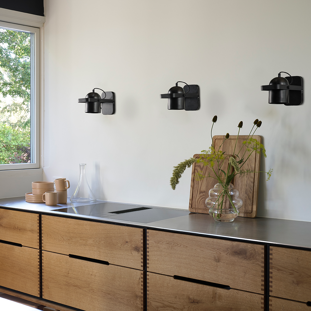 Nesvik wandlamp zwart - 15 x 10,7 cm - muurlamp - binnen - slaapkamer - design - woonkamer - verstelbaar