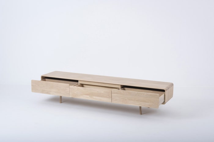 Fawn lowboard 3 drawers houten tv meubel whitewash - 220 x 45 cm - eikenhout - scandinavisch