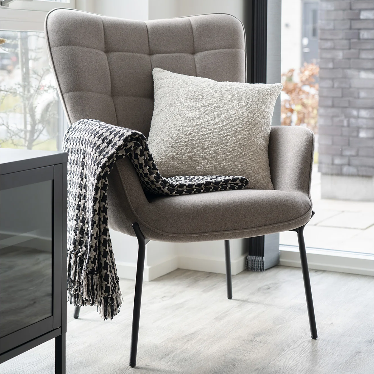 Molly bouclé sierkussen beige - 45 x 45 cm - kussen - bank - mooie - 45x45