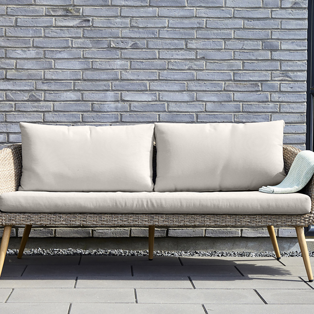 Fien rotan tuinbank zand - Met zitkussens - lounge - aluminium - kunststof - beige - met zitkussens