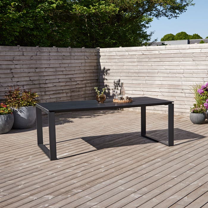 Jens tuintafel zwart - 210 x 100 cm - buiten eettafel - houtlook - aluminium - kunststof