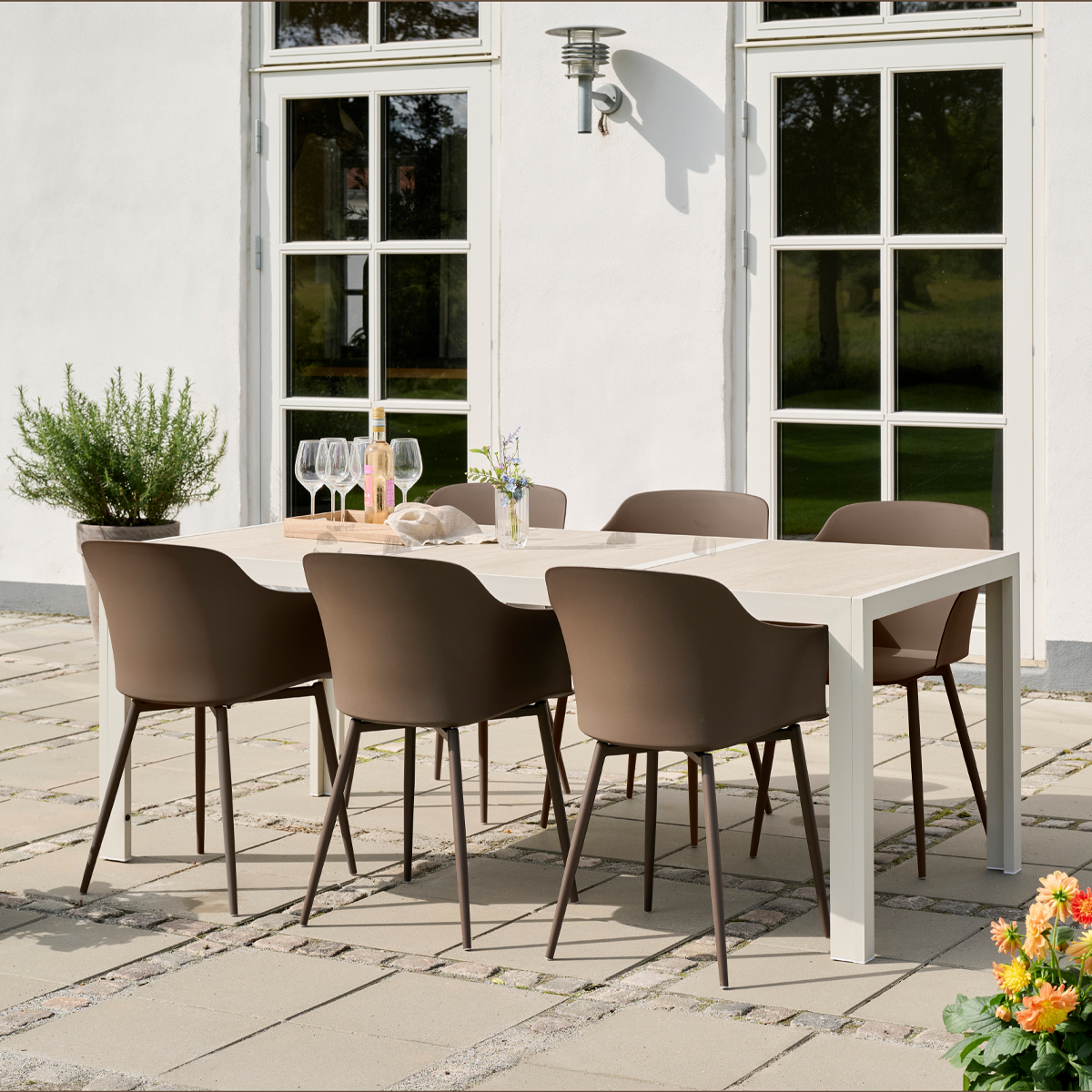 Bosse aluminium tuintafel beige - 196 x 91 cm - terrastafel - eettafel buiten - grote - metaal - 6 personen