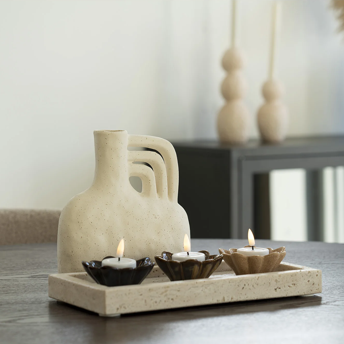 Joah travertijn dienblad naturel - 30,5 x 15 cm - serveerplank - kaarsonderzetter - beige - steen - rechthoekig - onderzetter