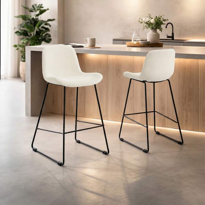 Nino-Fé barkruk rib beige - zwart onderstel - 65 cm - japandi - keukenblad - gestoffeerd - rugleuning - scandinavisch