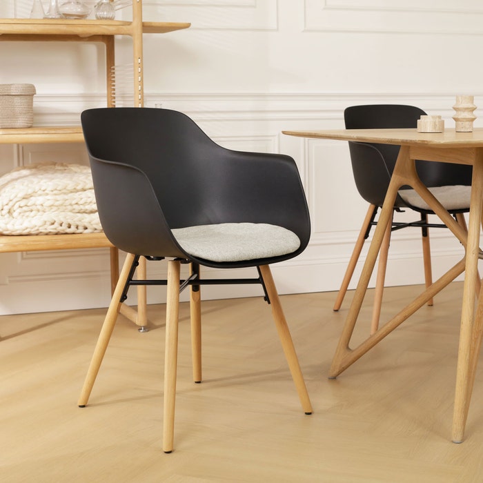 Nena-Liz eetkamerstoel zwart met naturelbeige zitkussen - houten onderstel - kunststof - comfortabel - rugleuning - vergaderstoel - japandi - scandinavisch