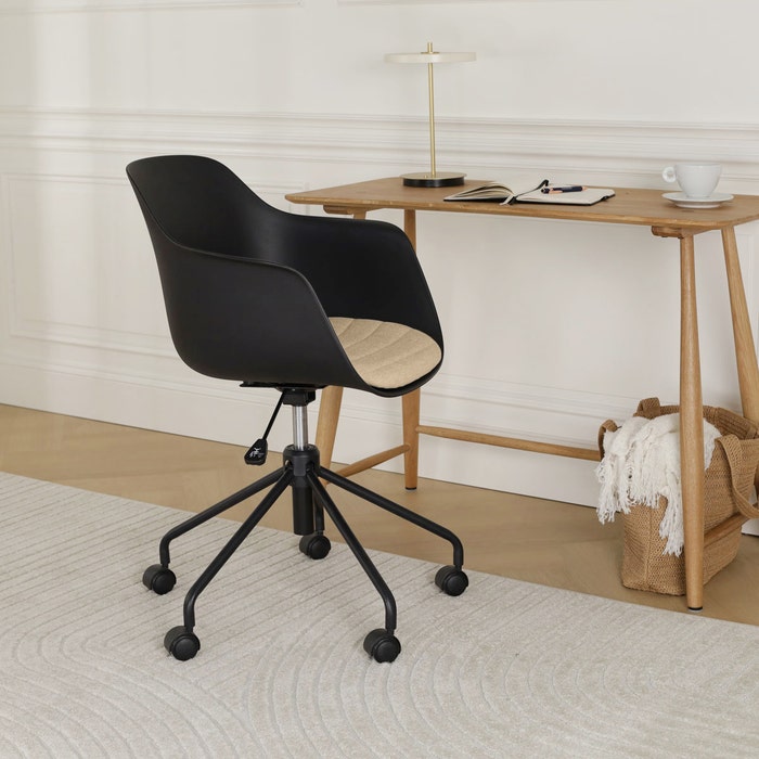 Nout-Liz eetkamerstoel zwart met nougatbruin zitkussen - zwart onderstel - kunststof - burostoel - japandi - verstelbaar - comfortabel - modern