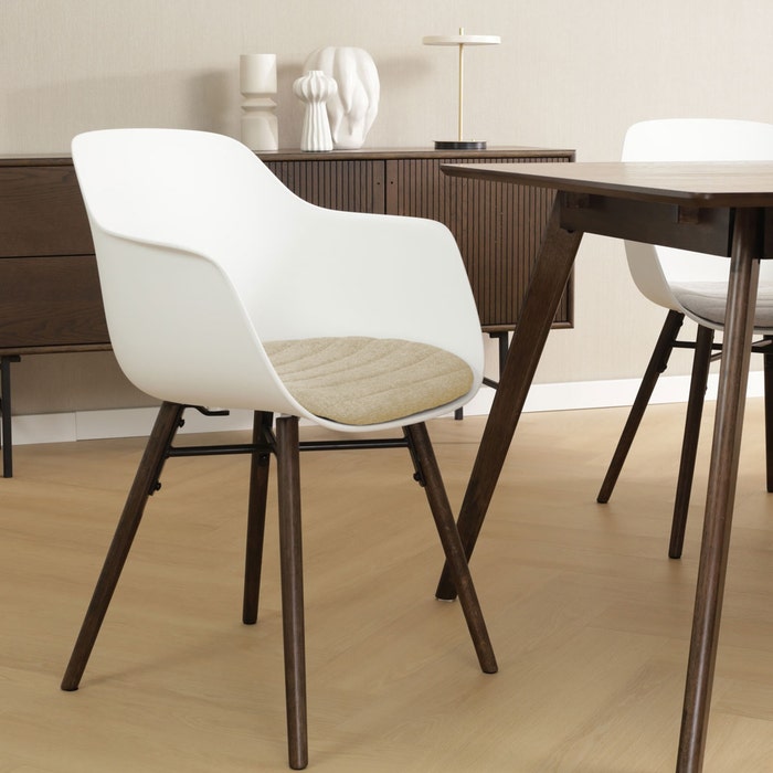 Nena-Liz eetkamerstoel wit met nougatbruin zitkussen - walnoot houten onderstel - comfortabel - vergaderstoel - japandi - kunststof