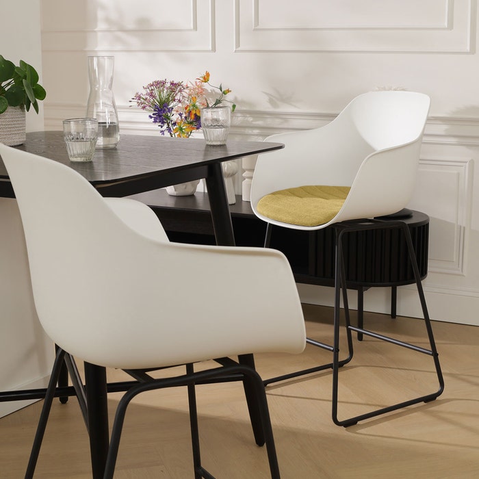 Nino-Liz barkruk wit met mosgroen zitkussen - zwart onderstel - 65 cm - keukenblad -kookeiland - japandi - scandinavisch - kunststof