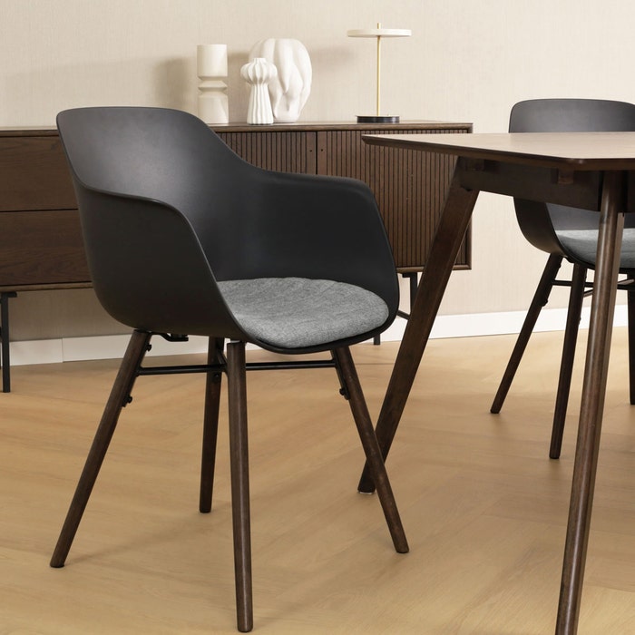 Nena-Liz eetkamerstoel zwart met zeegrijs zitkussen - walnoot houten onderstel - comfortabel - vergaderstoel - japandi