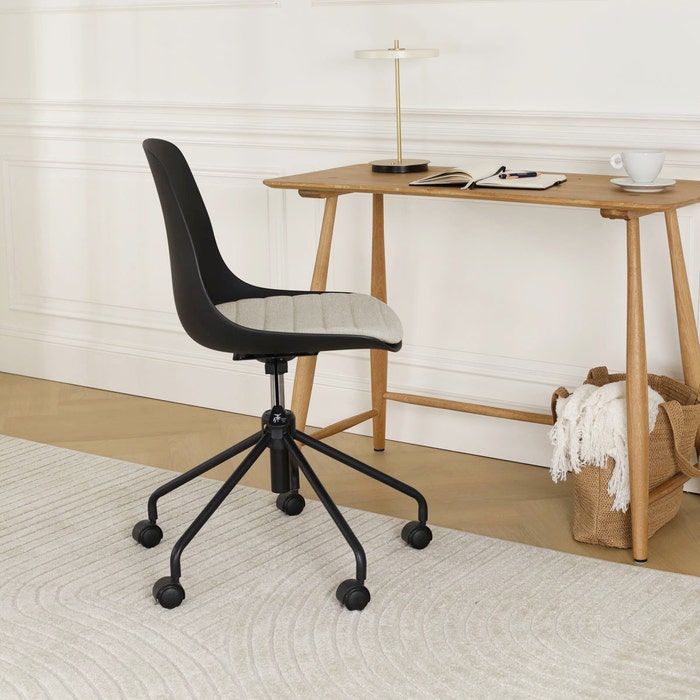 Nout-Liv eetkamerstoel zwart met naturelbeige zitkussen - zwart onderstel - japandi - modern - comfortabel - burostoel - verstelbaar - rugleuning