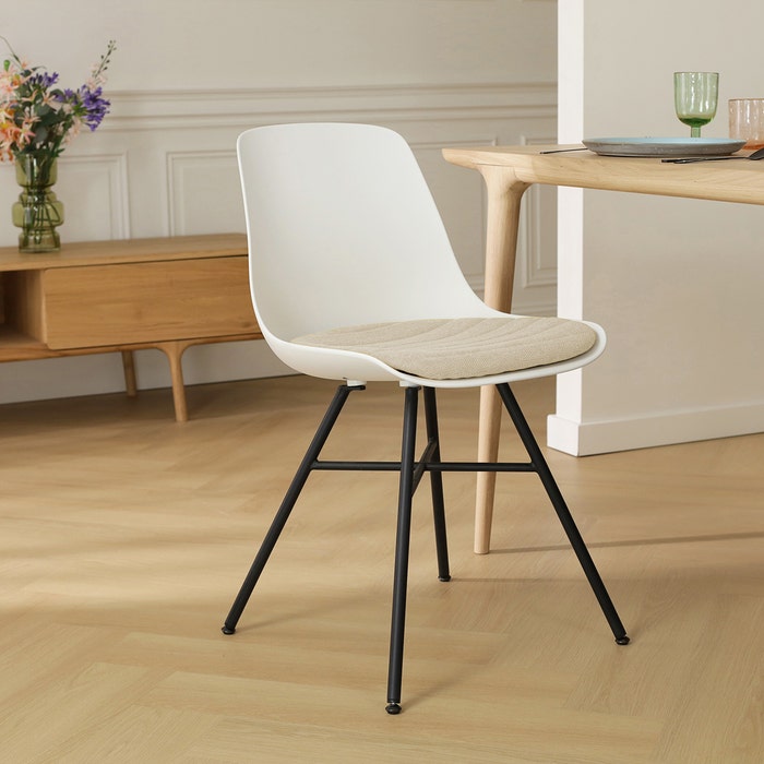 Noa-Liv eetkamerstoel wit met nougatbruin zitkussen - zwart onderstel - comfortabel - vergaderstoel - japandi