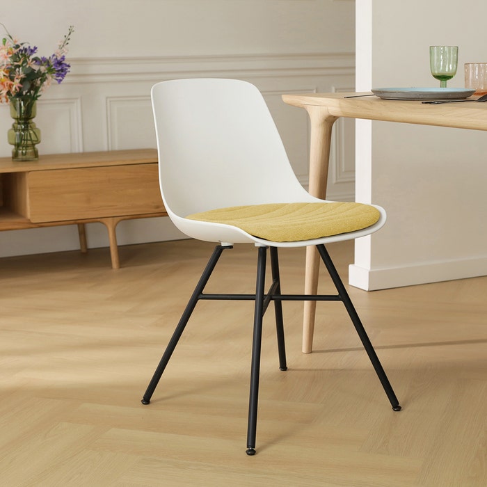 Noa-Liv eetkamerstoel wit met warm oker zitkussen - zwart onderstel 