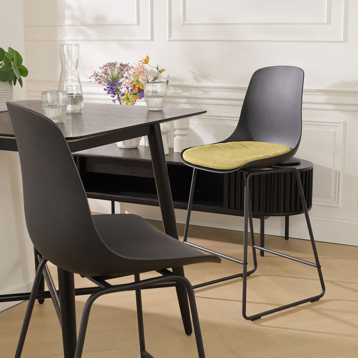 Nino-Liv barkruk zwart met warm oker zitkussen - zwart onderstel - 65 cm 