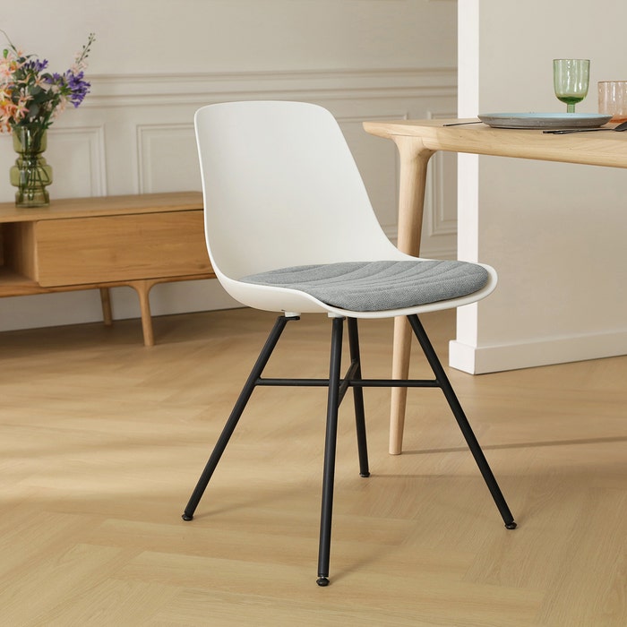 Noa-Liv eetkamerstoel wit met zeegrijs zitkussen - zwart onderstel - vergaderstoel - kunststof - comfortabel - rugleuning - japandi - scandinavisch