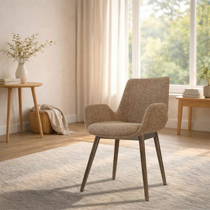 Nio-Eef eetkamerstoel bruin blend - walnoot houten onderstel - japandi - stoffen zitting - armstoel