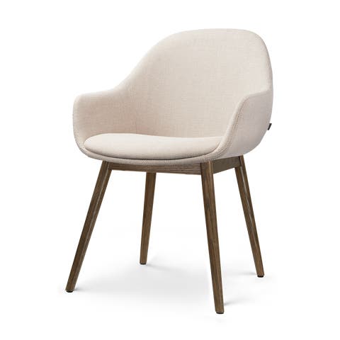 Nio-Mae eetkamerstoel beige - walnoot houten onderstel