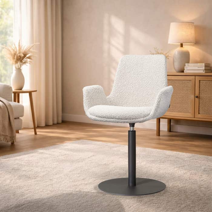Niva-Eef draaibare tulp eetkamerstoel bouclé beige - mat zwart onderstel - armstoel - modern - comfortabel