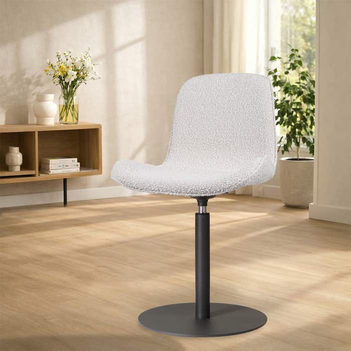 Niva-Fé draaibare tulp eetkamerstoel bouclé beige - mat zwart onderstel - modern - stoffen - comfortabel