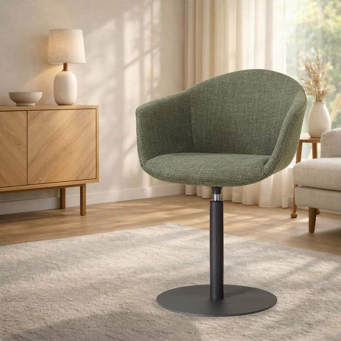 Niva-Otis draaibare tulp eetkamerstoel forestgroen - mat zwart onderstel - armstoel - japandi - comfortabel