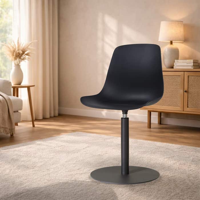 Niva-Pip draaibare tulp eetkamerstoel zwart - mat zwart onderstel - kunststof - scandinavisch - comfortabel