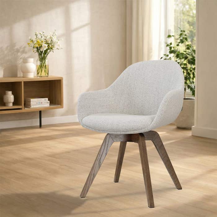 Noor-Mae draaibare eetkamerstoel beige gemêleerd - walnoot houten onderstel - armstoel - tijdloos - elegante zitting