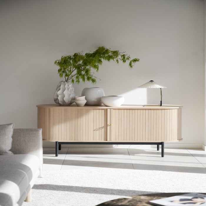 Haddington houten dressoir whitewash - 142 x 45 cm - opbergkast - eiken - schuifdeuren - scandinavisch - ovaal