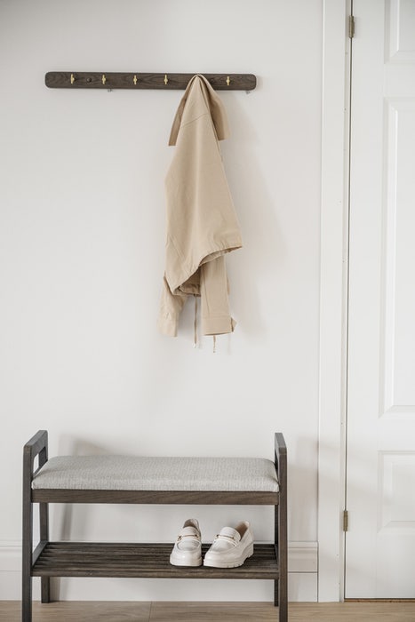 Inverness houten kapstok donker eiken - 65 x 5 cm - haken - wandkapstok - muur - hal - eikenhout