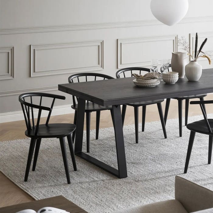 Brooklyn verlengbare eettafel donker eiken - zwart metalen onderstel - 220 x 95 cm - eetkamertafel - 6 persoons - 8 persoons - massief eiken - japandi - scandinavisch -bruin - lange - verlengbare - metalen poten