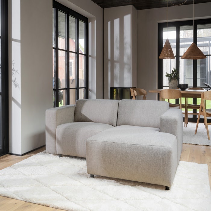 Willard gestoffeerde 3-zits hoekbank lichtbeige - rechts - 234 cm - zitbank - grote - mooie - bankstel - lounge - met chaise longue - stoffen - landelijke - moderne - taupe - zandkleur