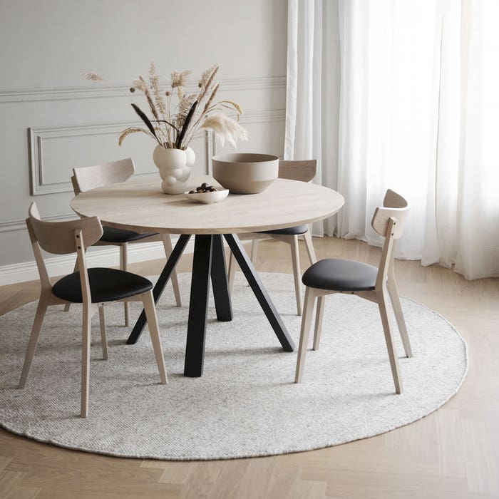 Ami eikenhouten eetkamerstoel whitewash - met zwart zitkussen - hout - design - retro - eettafelstoel - bruin - scandinavisch - eiken
