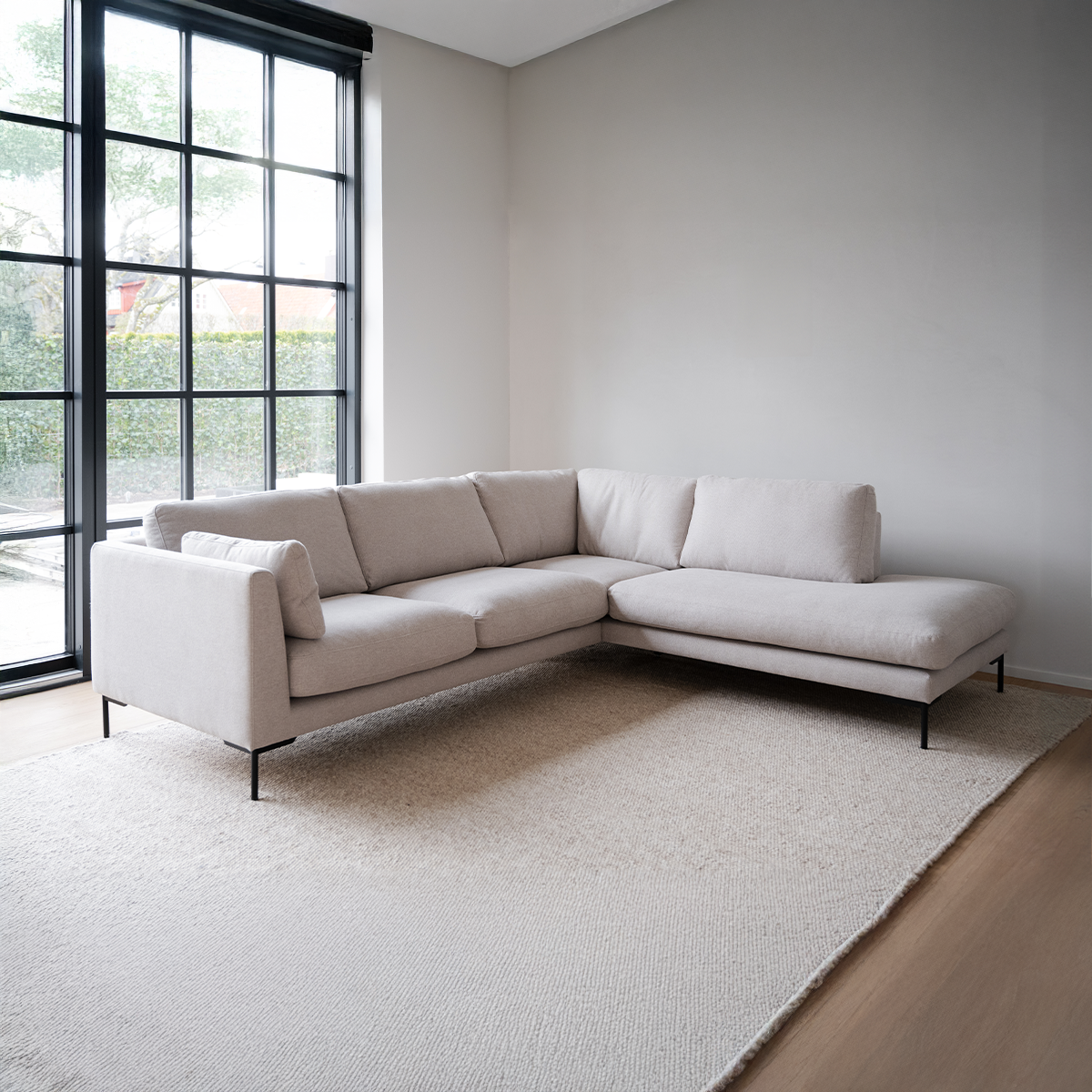 Corwin gestoffeerde hoekbank beige - rechts - 266 cm - bankstel - stof - zandkleur - scandinavisch