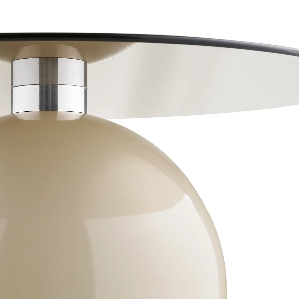 Onderstel van de Raiza metalen salontafel beige met glazen blad