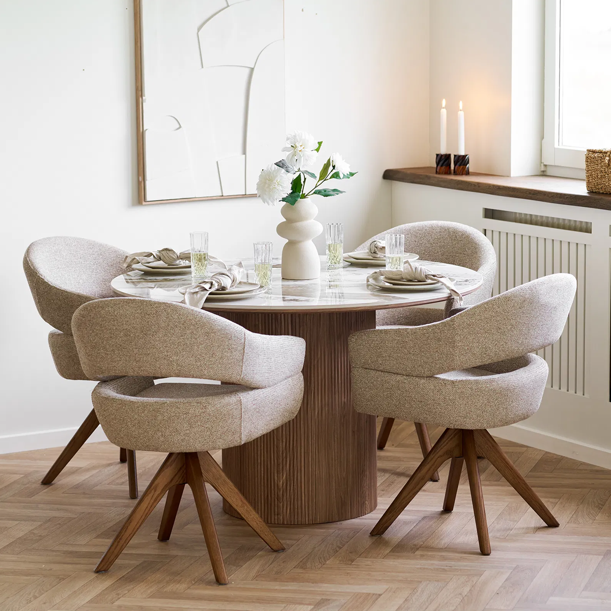 Ronda houten eettafel met keramiek blad bruin - Ø140 x 75 cm rond - wit - marmer - 5 tot 6 peronen