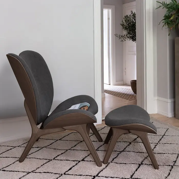 A Conversation Piece Tall houten fauteuil donker eiken - Shadow 