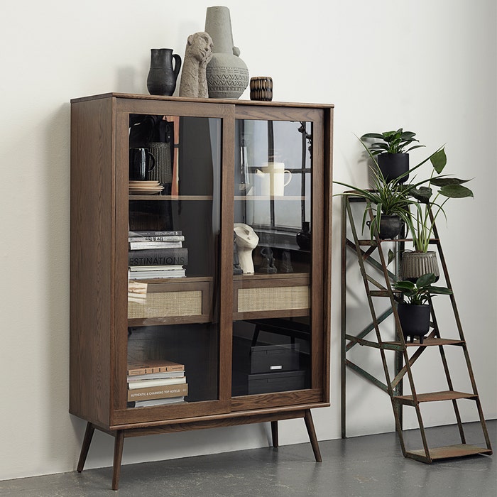 Boas houten vitrinekast gerookt eiken - 160 x 40 cm - kast - opbergkast - glas - retro - donkerbruin