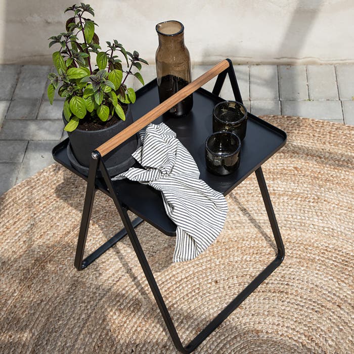 Bijzettafels voor Buiten: Praktisch & Stijlvol voor Jouw Tuin Bijzettafels voor Buiten: Praktisch & Stijlvol voor Jouw Tuin
