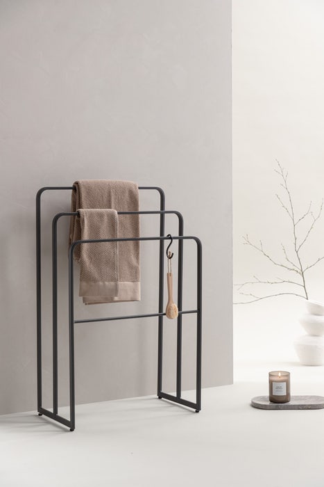 Foss metalen handdoekrek zwart - 54 x 84 cm - handdoekhouder - badkamer - handdoek ophangen - staand