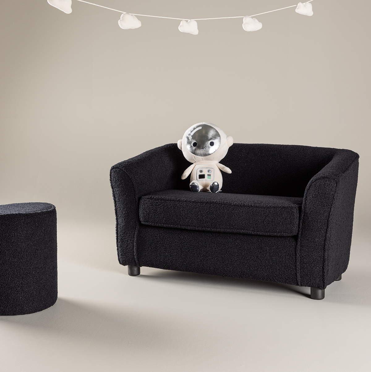 Olaf kinderbank teddy zwart - kindersofa - speelbank - kinderzetel - voor kinderkamer - schapenvacht