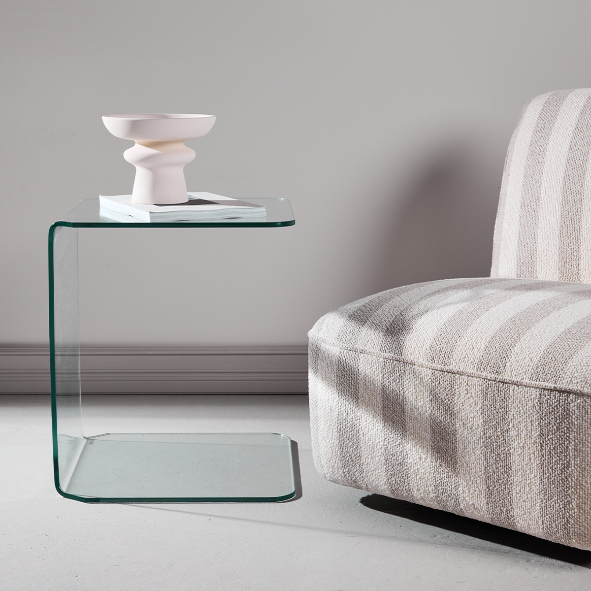 Cornelis glazen bijzettafels transparant - 53 x 45 cm - Set van 2 - bijzettafeltje - tafeltje - voor bank - glas -  woonkamer