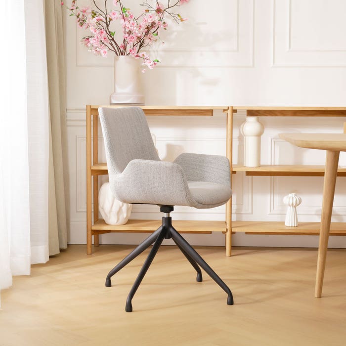 Nola-Eef draaibare eetkamerstoel beige gemêleerd - zwart onderstel met armleuning - design - scandinavisch - luxe - stof - armstoel - crème
