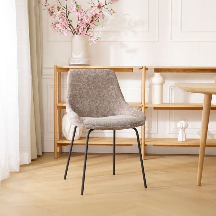 Nora-Isa eetkamerstoel bruin - zwart onderstel eettafelstoel - stoffen stoel - luxe - comfortabele - minimalistisch - lichtbruin