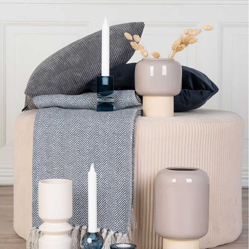 Nore sierkussen velvet donkerblauw - 40 x 40 cm  - fluwelen - vierkante