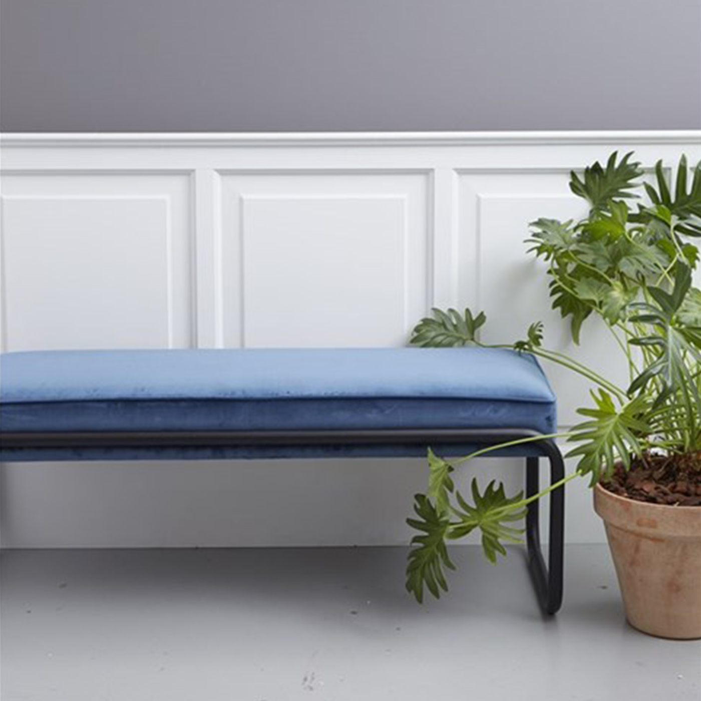 Stijn velvet bankje blauw - 110 x 37 cm - fluwelen - velours - halbankje - eetbank