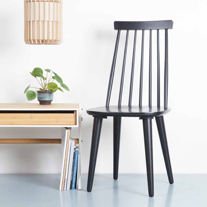 Lotta houten spijlenstoel zwart - eetkamerstoel - eettafelstoel - scandinavisch - modern