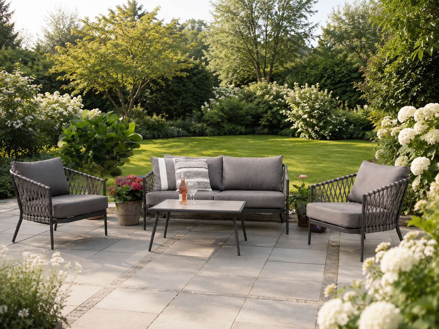 Christel 4 delige tuin loungeset donkergrijs - aluminium - tuinset - tuinbank - loungestoel - met kussens