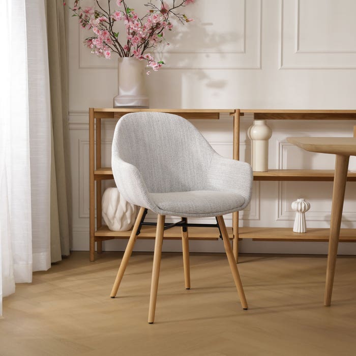 Nena-Mae eetkamerstoel beige gemêleerd - houten onderstel met armleuningen -  eettafelstoel - stof - crème- comfortabele - japandi