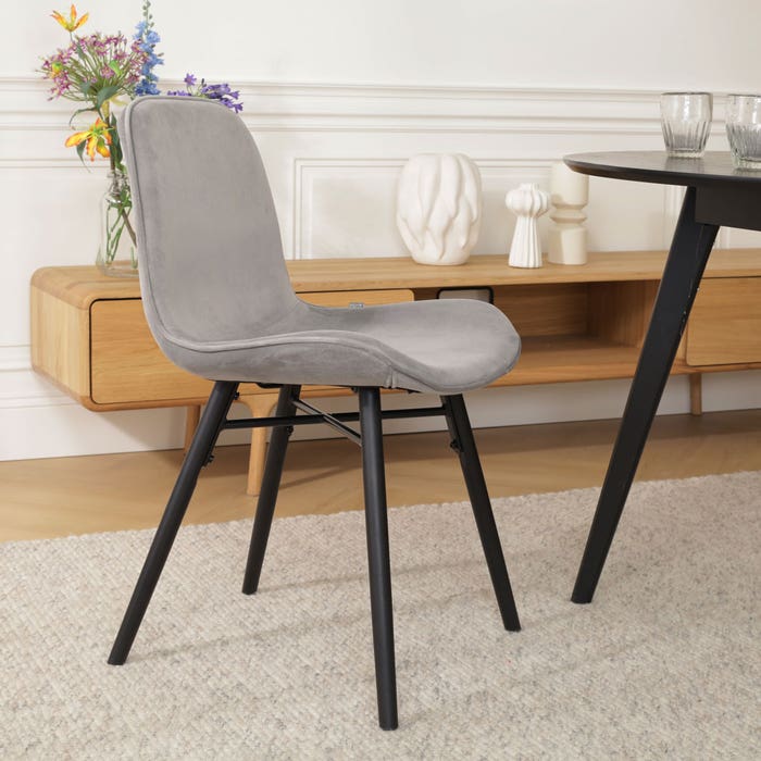 Nena-Fé eetkamerstoel velvet grijs - zwart houten onderstel stof - scandinavisch - fluweel - naturel houten poten - comfortabele - zwarte poten