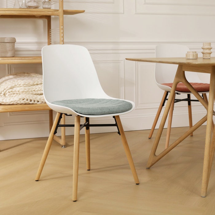 Nena-Liv eetkamerstoel wit met zacht groen zitkussen - houten onderstel eetkamerstoel - scandinavisch - modern - kunststof - naturel houten poten - lichtgroen